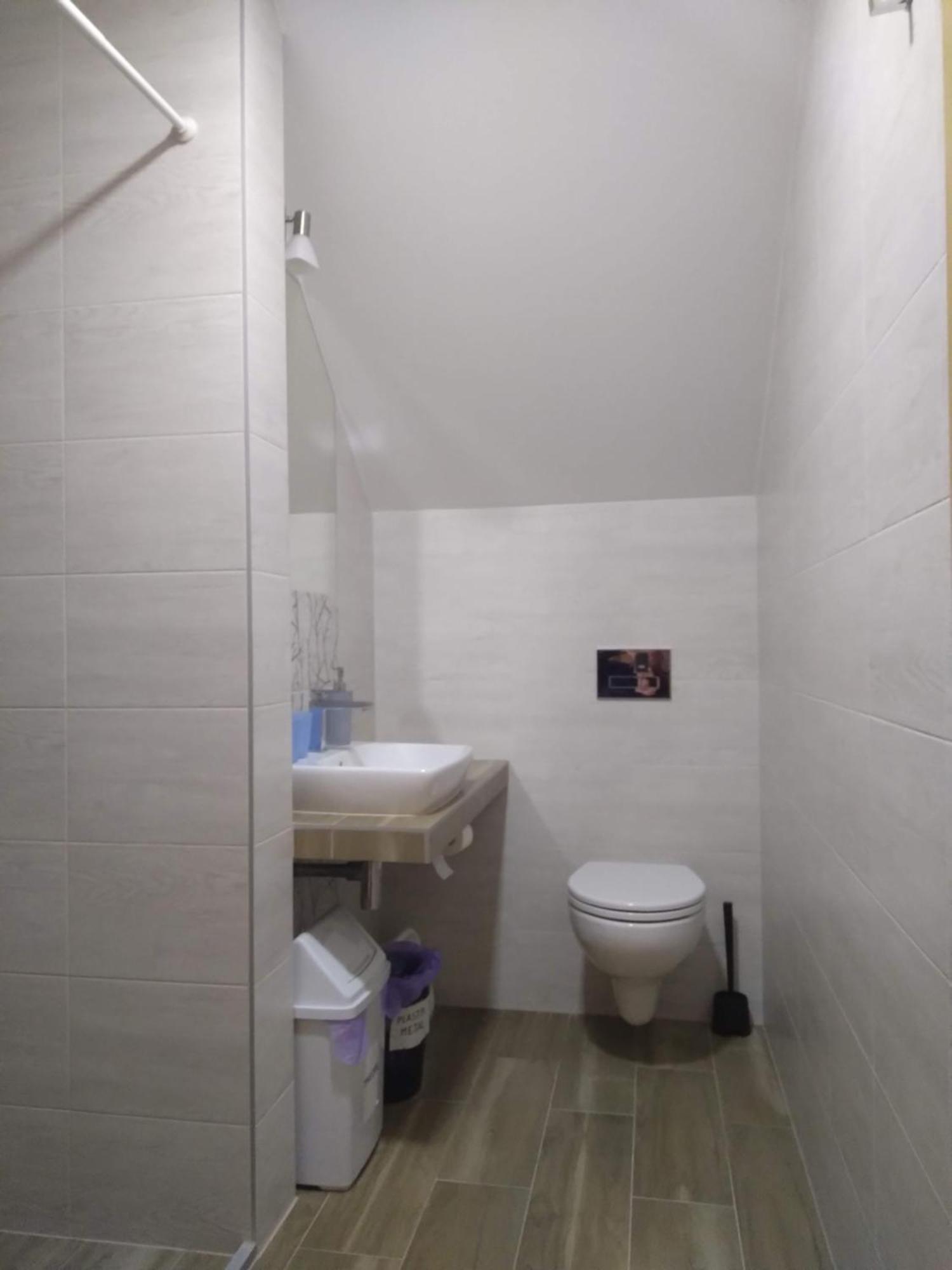Ostoja Gromadzyn Apartment Ustrzyki Dolne Bagian luar foto