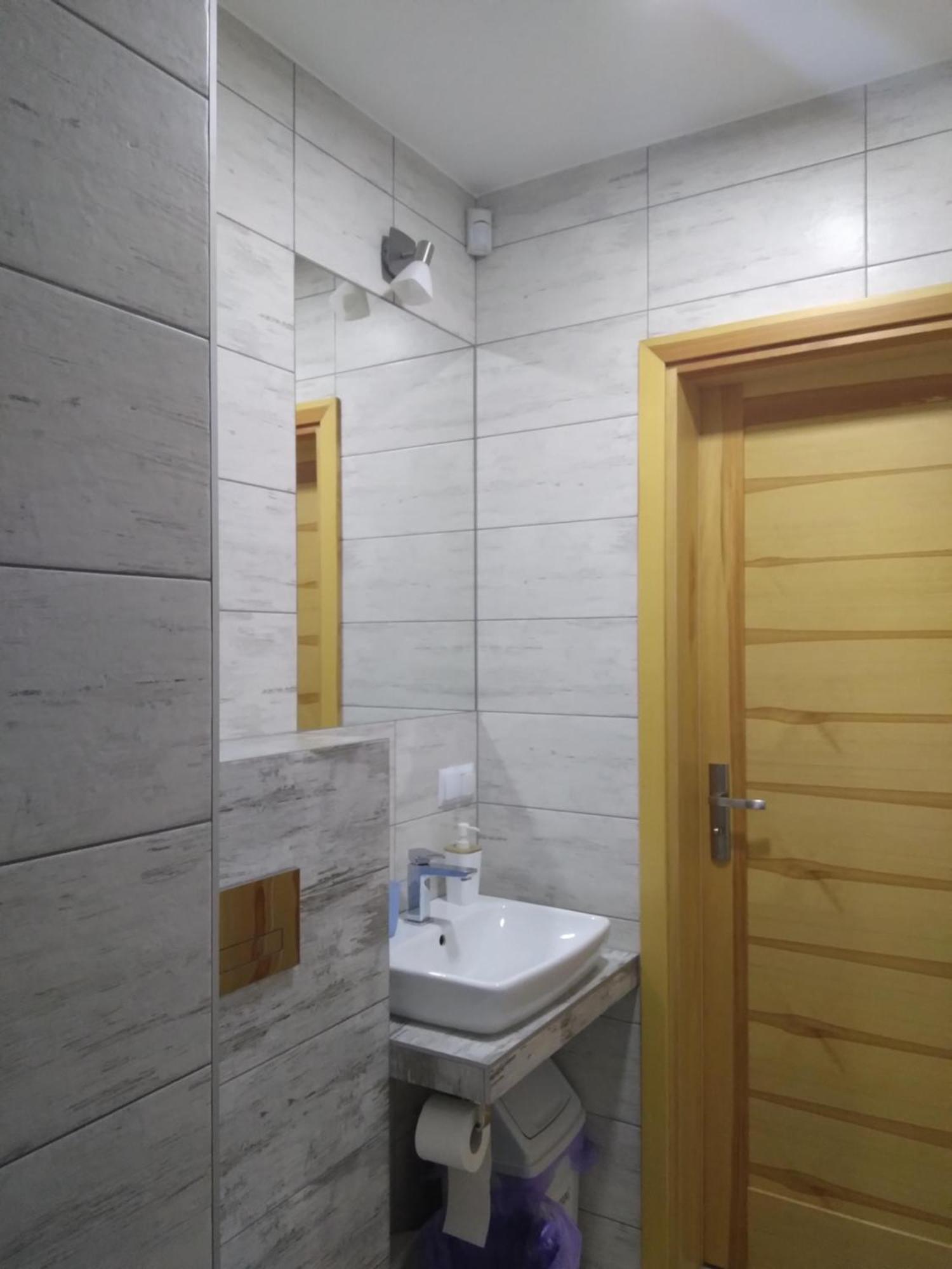Ostoja Gromadzyn Apartment Ustrzyki Dolne Bagian luar foto